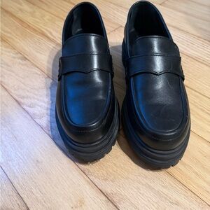 Alohas Obsidian Leather Loafers